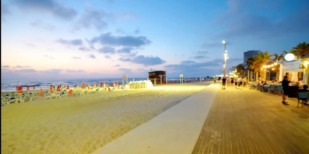 8 Hotel Apartment Short Time Tlv Бат-Ям Экстерьер фото